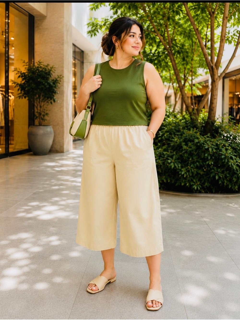 Women’s Khaki Elastic-Waist Pants